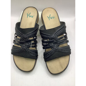 Women's Yuu Black Strappy Sandals